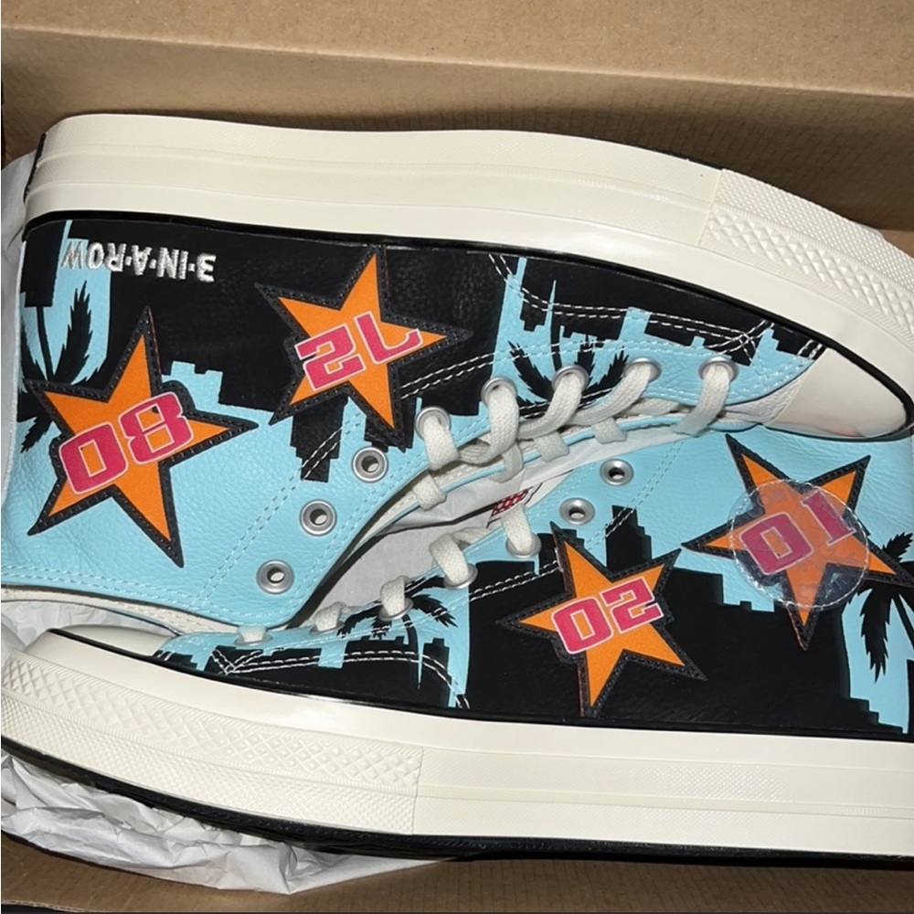 NIB CONVERSE X CHINATOWN MARKET COLAB LAKERS CHUCKS - Picture 5 of 7